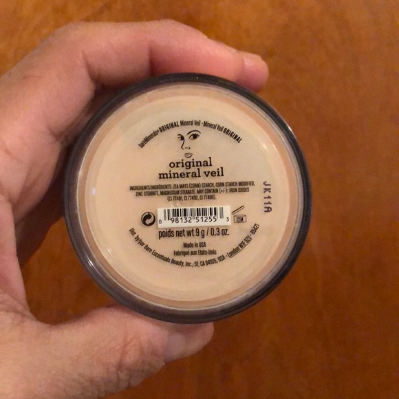 BareMinerals mineral powder veil - Picture 2 of 3